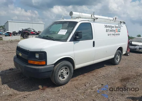 2015 Chevrolet Express 2500 Work Van z USA, uszkodzony, nr VIN 1GCWGFCF7F1272654